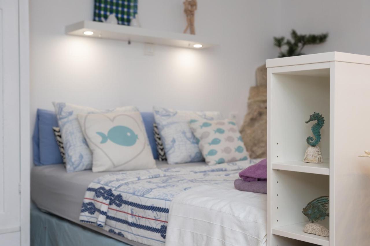 Charming Studio Apartment At House Rustica With Terrace And Nearby Parking Punat Kültér fotó