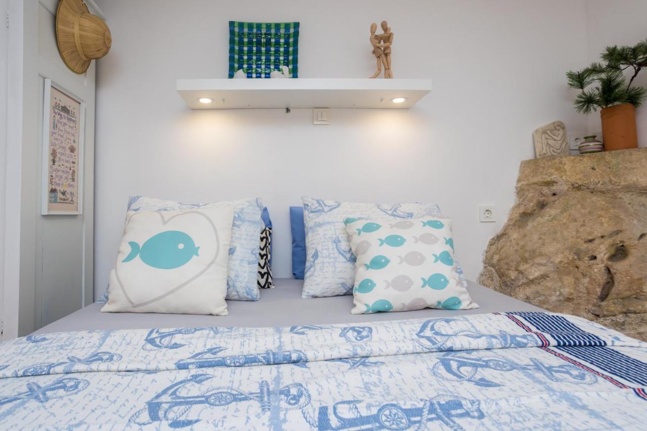 Charming Studio Apartment At House Rustica With Terrace And Nearby Parking Punat Kültér fotó