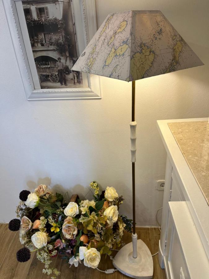 Charming Studio Apartment At House Rustica With Terrace And Nearby Parking Punat Kültér fotó